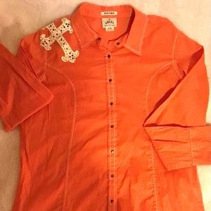 ~Women’s or men’s ARIAT cowboy/western snap-down shirt/ sz XL